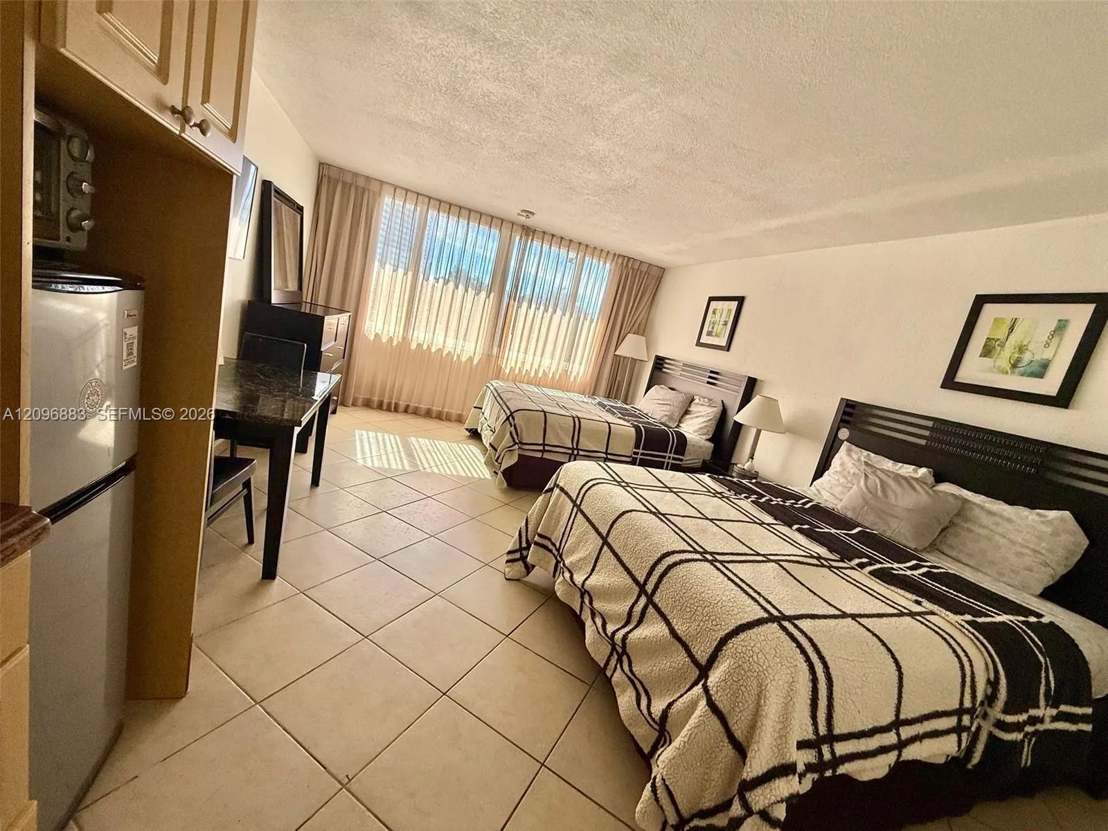 En Venta 19201 Collins Avenue 241, Sunny Isles Beach, FL 33160, Sunny Isles Beach, FL 33160