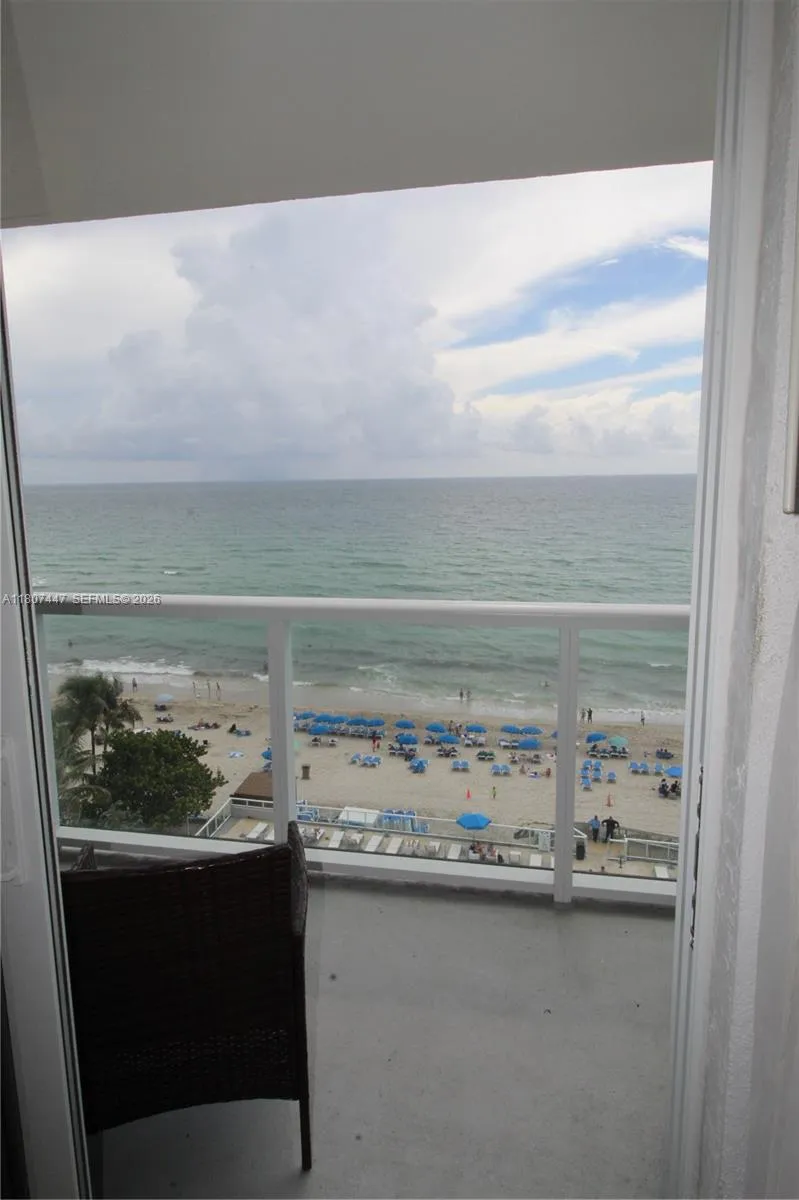 Foto de propiedad en 19201 Collins Avenue 714, Sunny Isles Beach, FL 33160 Sunny Isles Beach con MLS# 