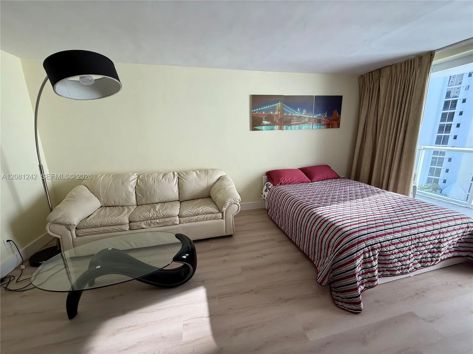 Foto de propiedad en 19201 Collins Avenue 717, Sunny Isles Beach, FL 33160 Sunny Isles Beach con MLS# 