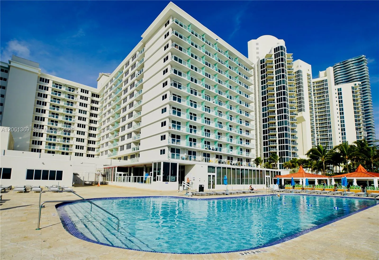Foto de propiedad en 19201 Collins Avenue 726, Sunny Isles Beach, FL 33160 Sunny Isles Beach con MLS# 