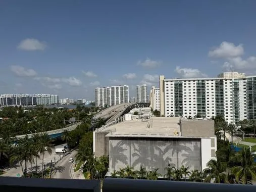 Foto de propiedad en 19201 Collins Avenue 837, Sunny Isles Beach, FL 33160 Sunny Isles Beach con MLS# 
