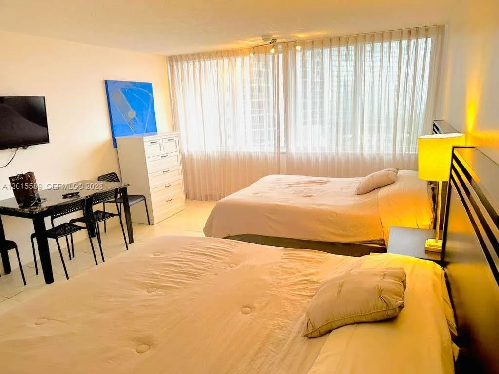 Foto de propiedad en 19201 Collins Avenue 841, Sunny Isles Beach, FL 33160 Sunny Isles Beach con MLS# 