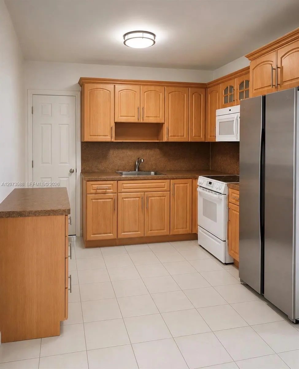 En Renta 19211 NW 52nd Avenue, Miami Gardens, FL 33055, Miami Gardens, FL 33055