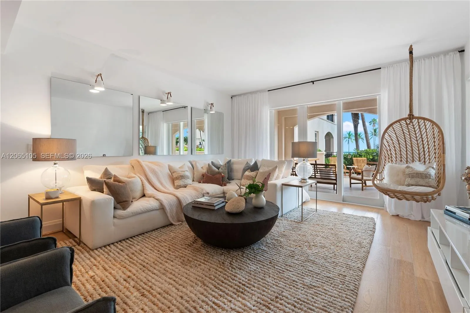 Foto de propiedad en 19216 Fisher Island Drive 19216, Miami Beach, FL 33109 Miami Beach con MLS# 