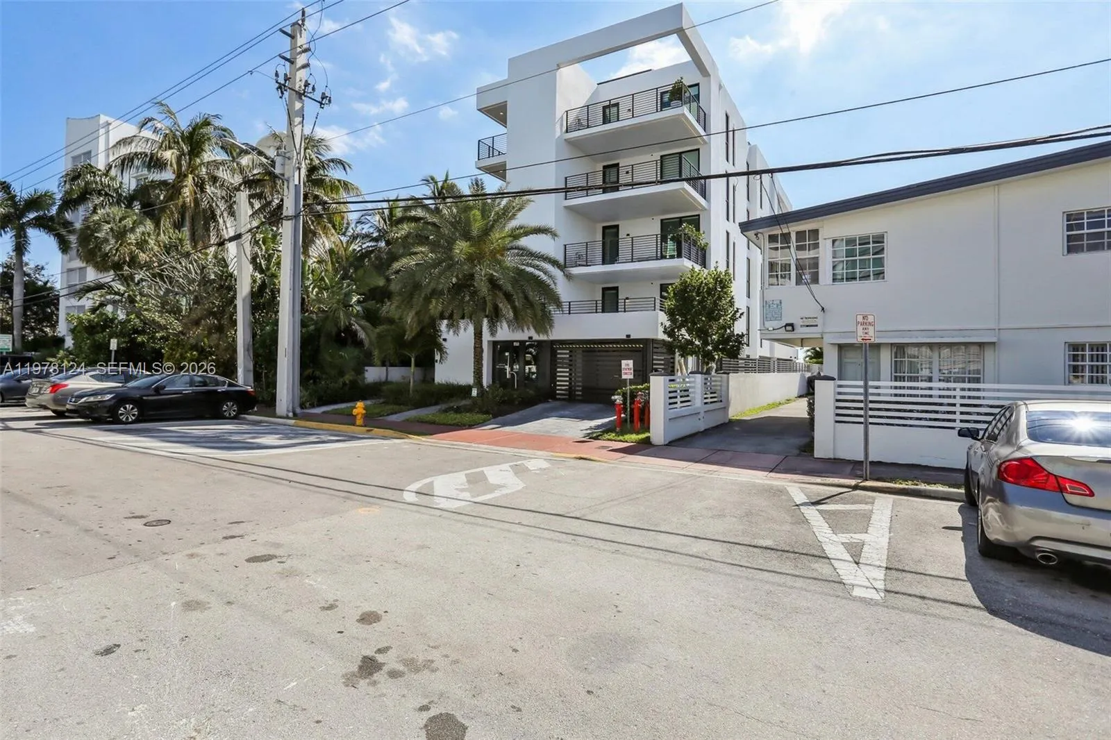Foto de propiedad en 1930 Bay Drive 4, Miami Beach, FL 33141 Miami Beach con MLS# 
