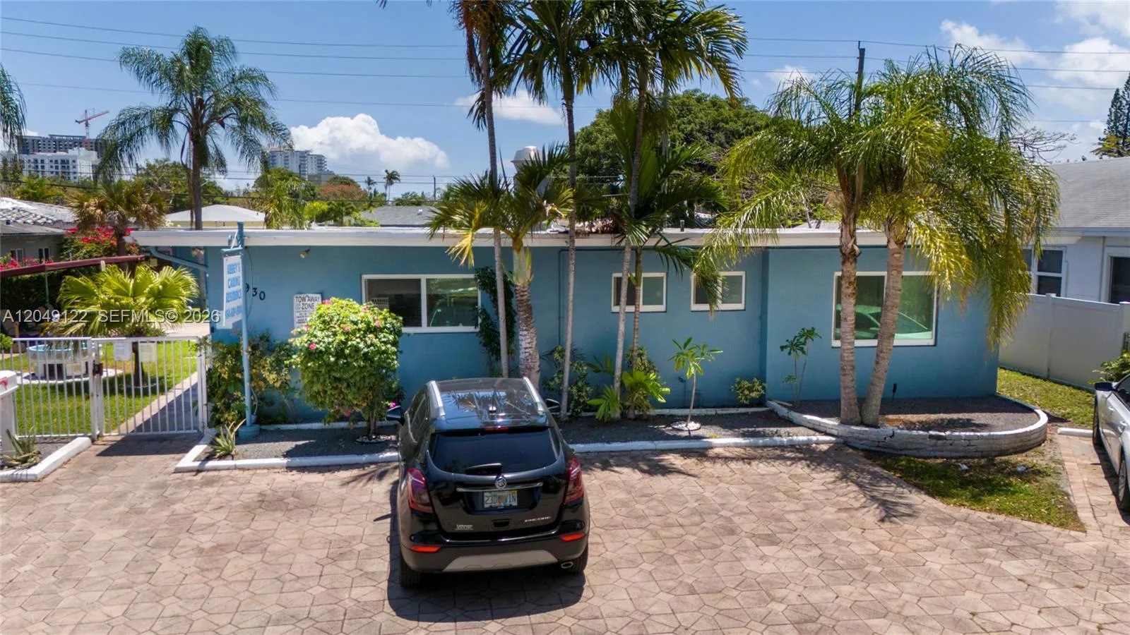 Foto de propiedad en 1930 Lincoln Street, Hollywood, FL 33020 Hollywood con MLS# 