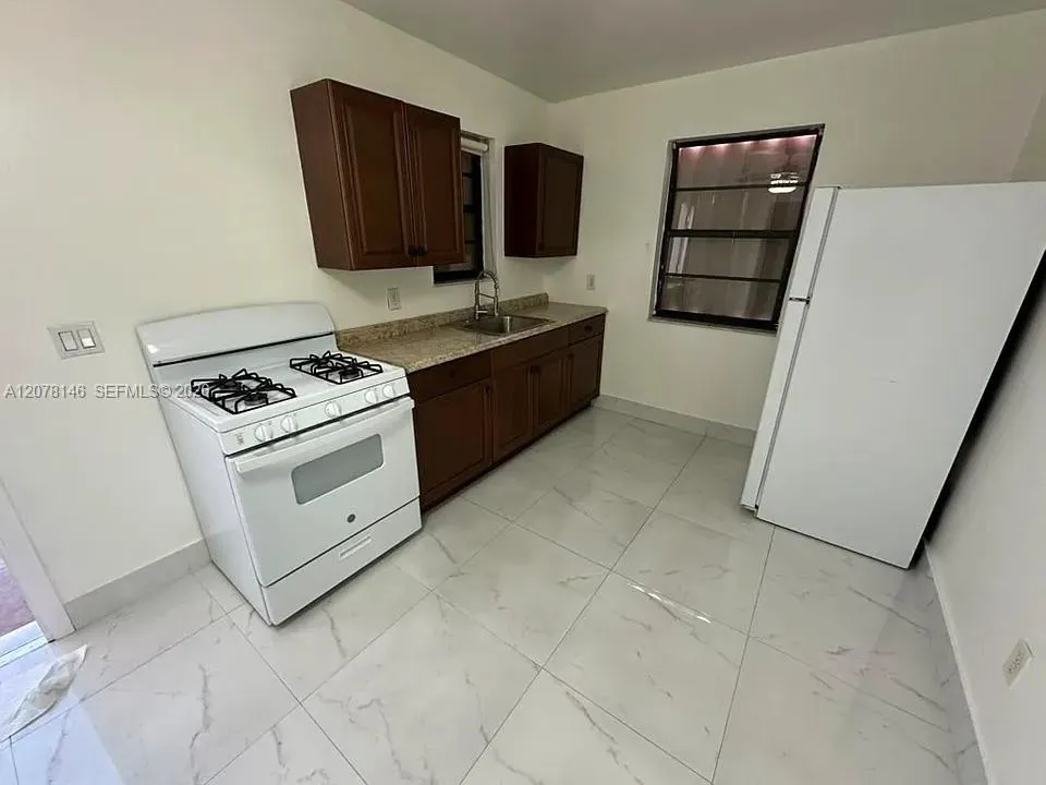 En Renta 19331 SW 116th Avenue 19331, Miami, FL 33157, Miami, FL 33157