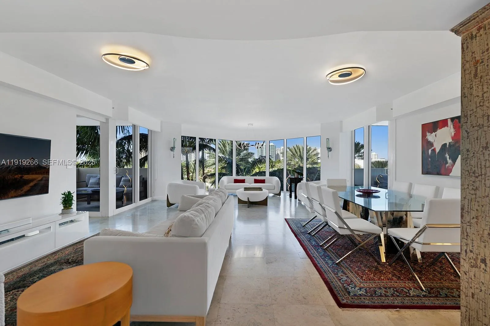 Foto de propiedad en 19333 Collins Avenue 504, Sunny Isles Beach, FL 33160 Sunny Isles Beach con MLS# 
