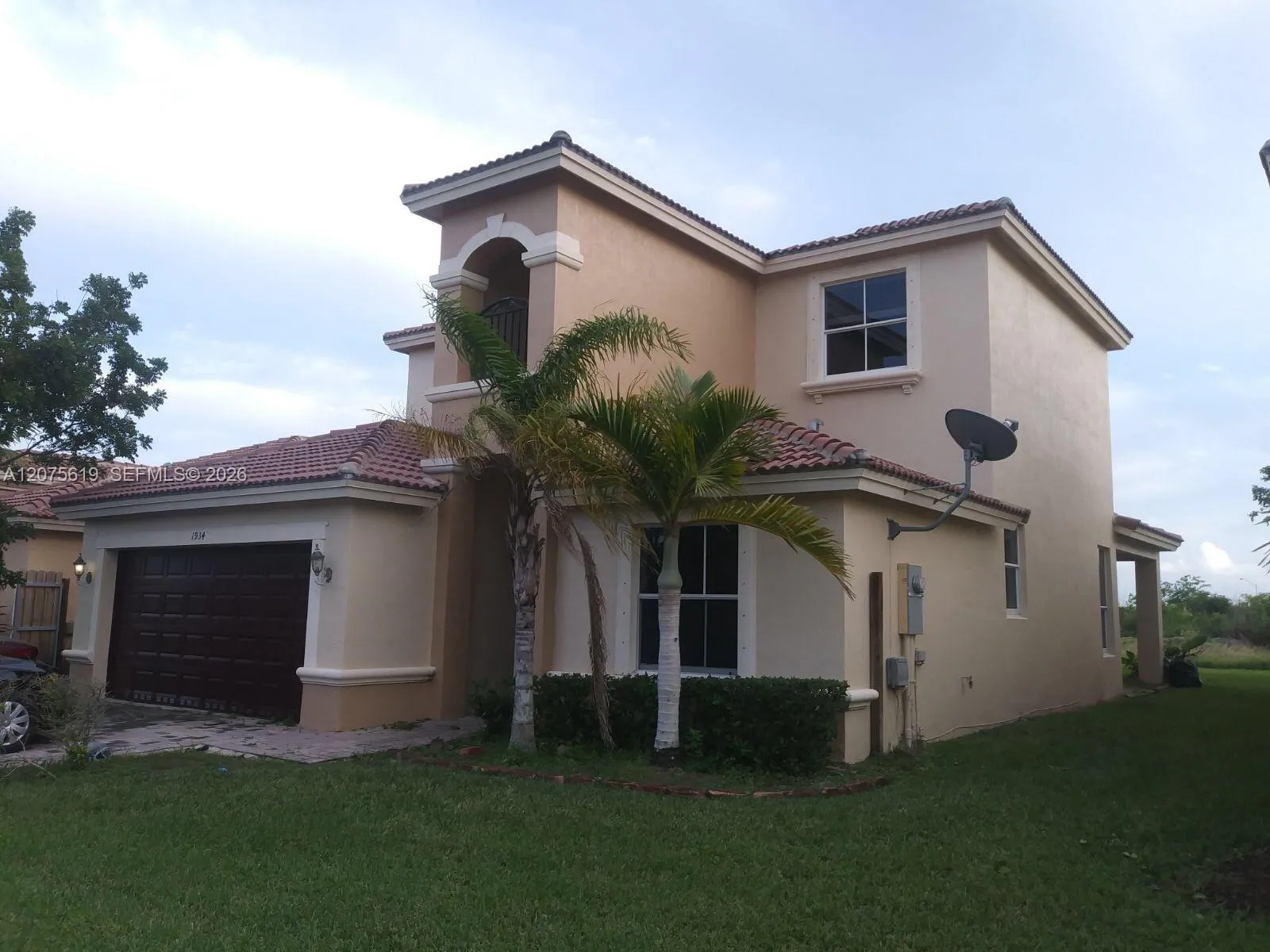 Foto de propiedad en 1934 NE 3rd Ct, Homestead, FL 33033 Homestead con MLS# 
