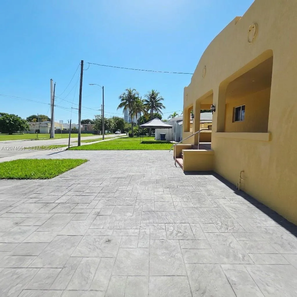 En Venta 1934 NW 35th Street, Miami, FL 33142, Miami, FL 33142