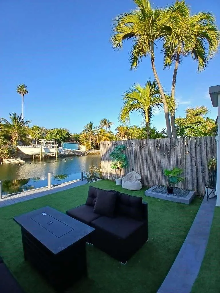 En Renta 1937 NE 123rd Street, North Miami, FL 33181, North Miami, FL 33181
