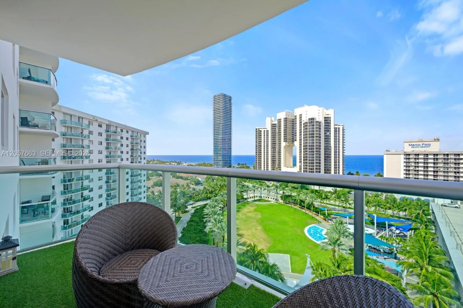 Foto de propiedad en 19370 Collins Avenue 1403, Sunny Isles Beach, FL 33160 Sunny Isles Beach con MLS#
