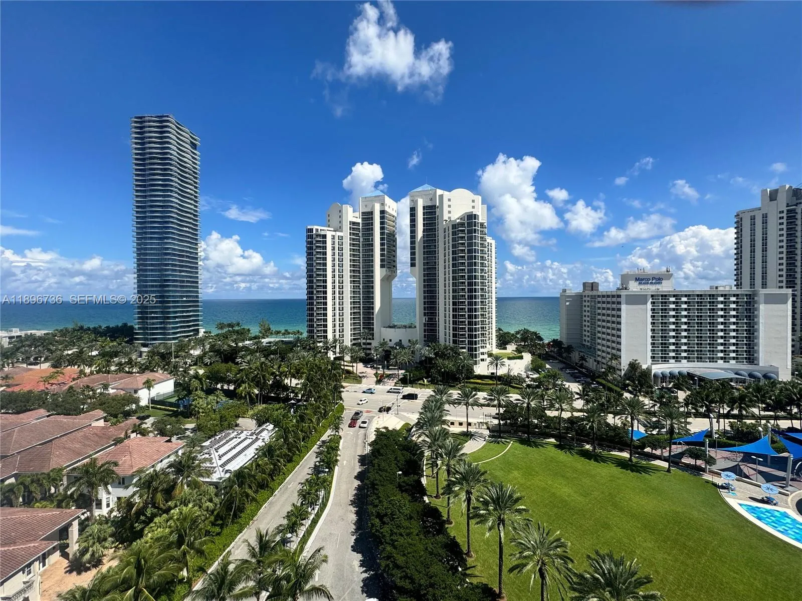 Foto de propiedad en 19370 Collins Avenue 1427, Sunny Isles Beach, FL 33160 Sunny Isles Beach con MLS# 