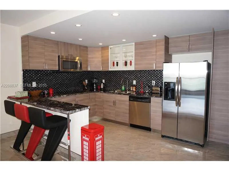 Foto de propiedad en 19370 Collins Avenue 1611, Sunny Isles Beach, FL 33160 Sunny Isles Beach con MLS# 
