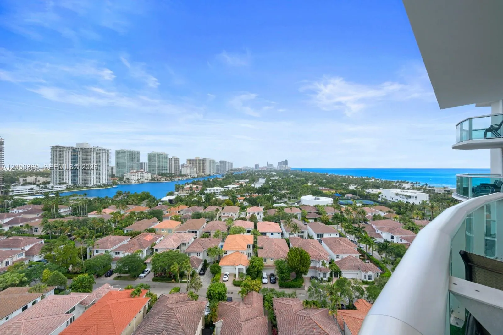 Foto de propiedad en 19370 Collins Avenue 1622, Sunny Isles Beach, FL 33160 Sunny Isles Beach con MLS# 