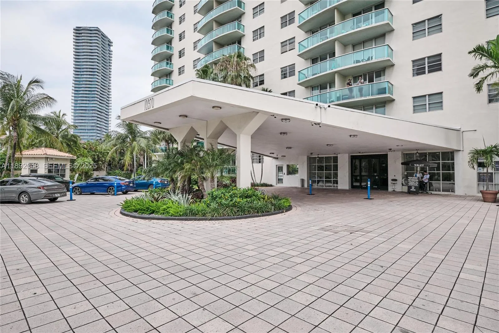 Foto de propiedad en 19370 Collins Avenue 407, Sunny Isles Beach, FL 33160 Sunny Isles Beach con MLS# 
