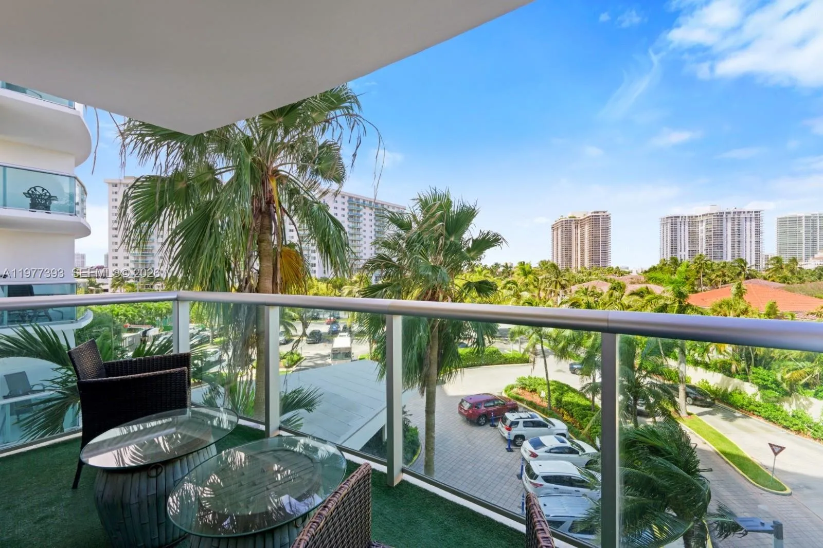 En Renta 19370 Collins Avenue 422, Sunny Isles Beach, FL 33160, Sunny Isles Beach, FL 33160