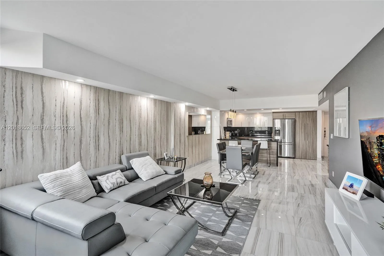 Foto de propiedad en 19370 Collins Avenue 426, Sunny Isles Beach, FL 33160 Sunny Isles Beach con MLS#