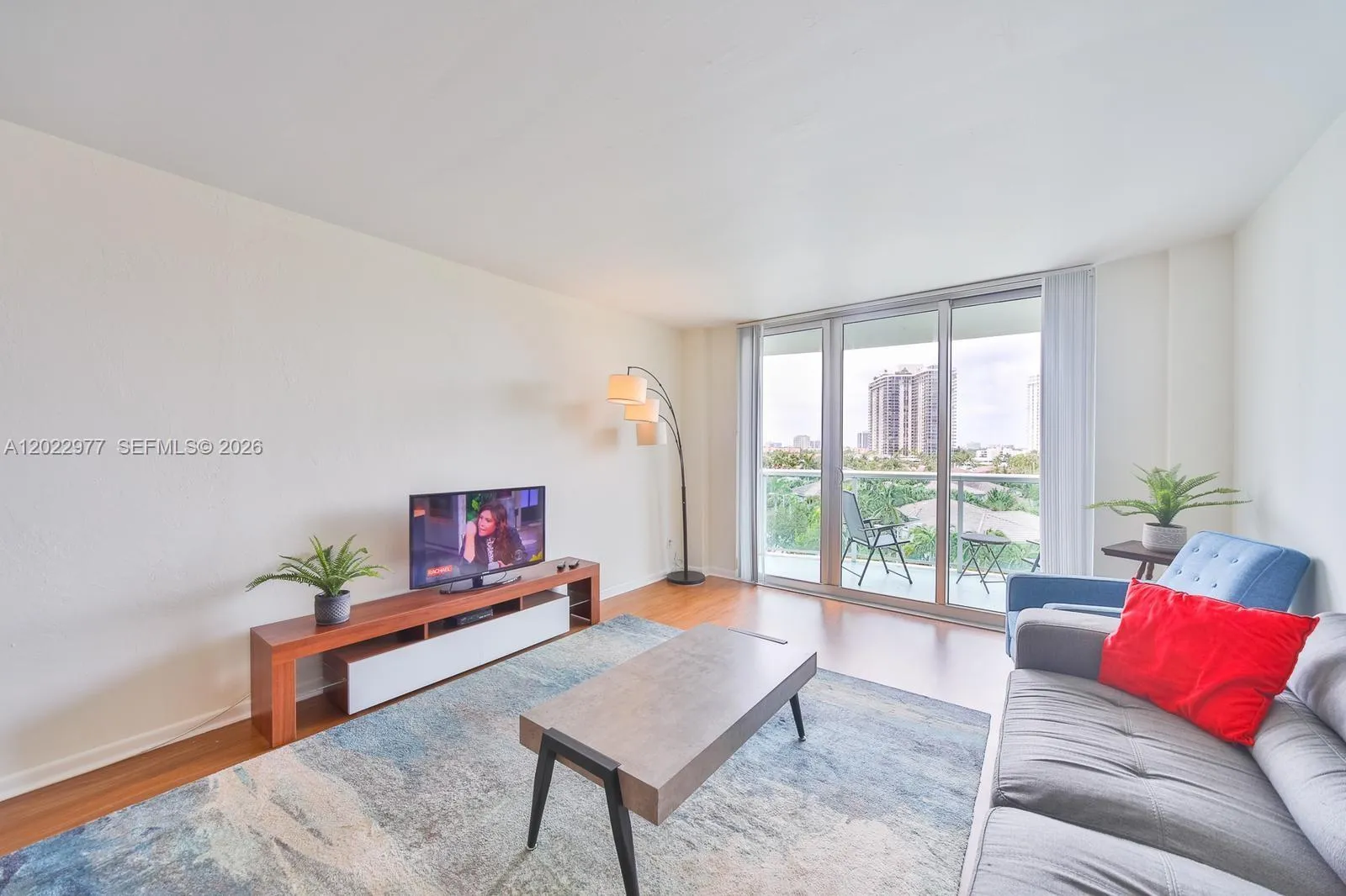 Foto de propiedad en 19370 Collins Avenue 622, Sunny Isles Beach, FL 33160 Sunny Isles Beach con MLS# 