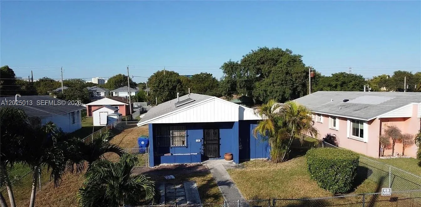 En Renta 1938 NW 2nd Court, Miami, FL 33136, Miami, FL 33136