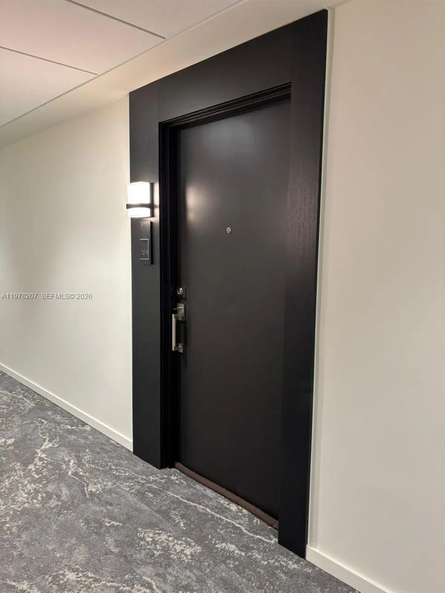 Foto de propiedad en 19380 Collins Avenue 1219, Sunny Isles Beach, FL 33160 Sunny Isles Beach con MLS# 