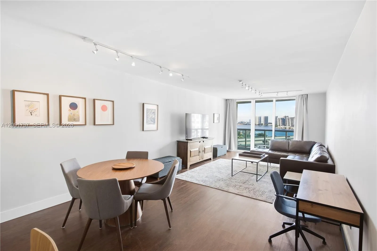 En Venta 19380 Collins Avenue 1219, Sunny Isles Beach, FL 33160, Sunny Isles Beach, FL 33160