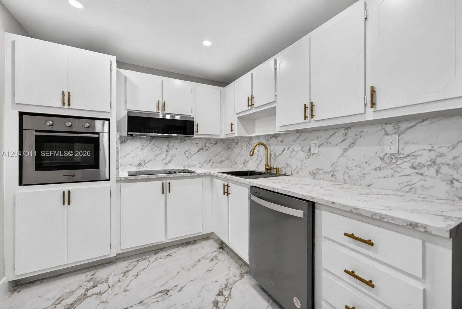 Foto de propiedad en 19380 Collins Avenue 608, Sunny Isles Beach, FL 33160 Sunny Isles Beach con MLS# 