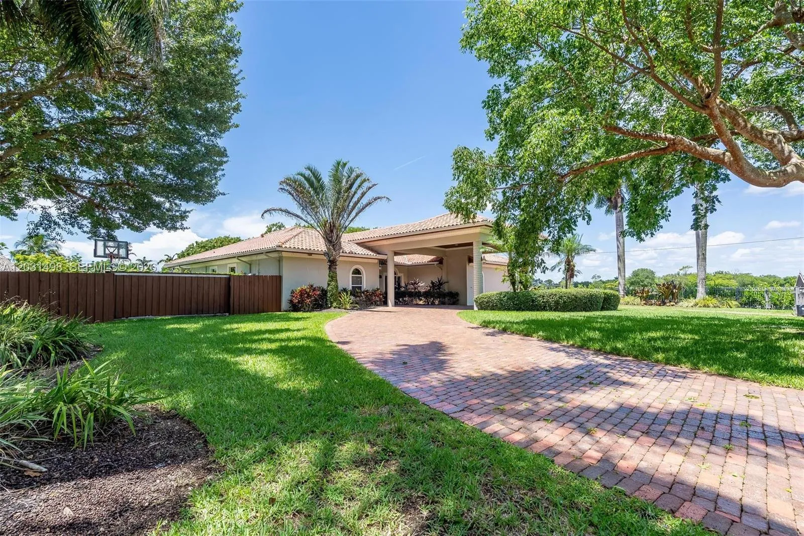 Vendido 19382 SW 293rd Street, Homestead, FL 33030, Homestead, FL 33030