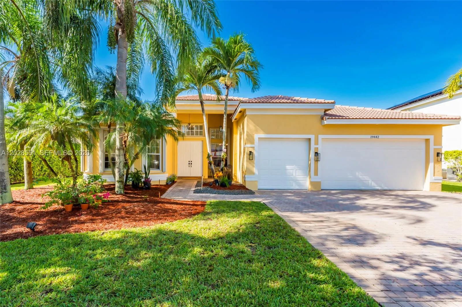 Foto de propiedad en 19442 SW 39th Street, Miramar, FL 33029 Miramar con MLS# 