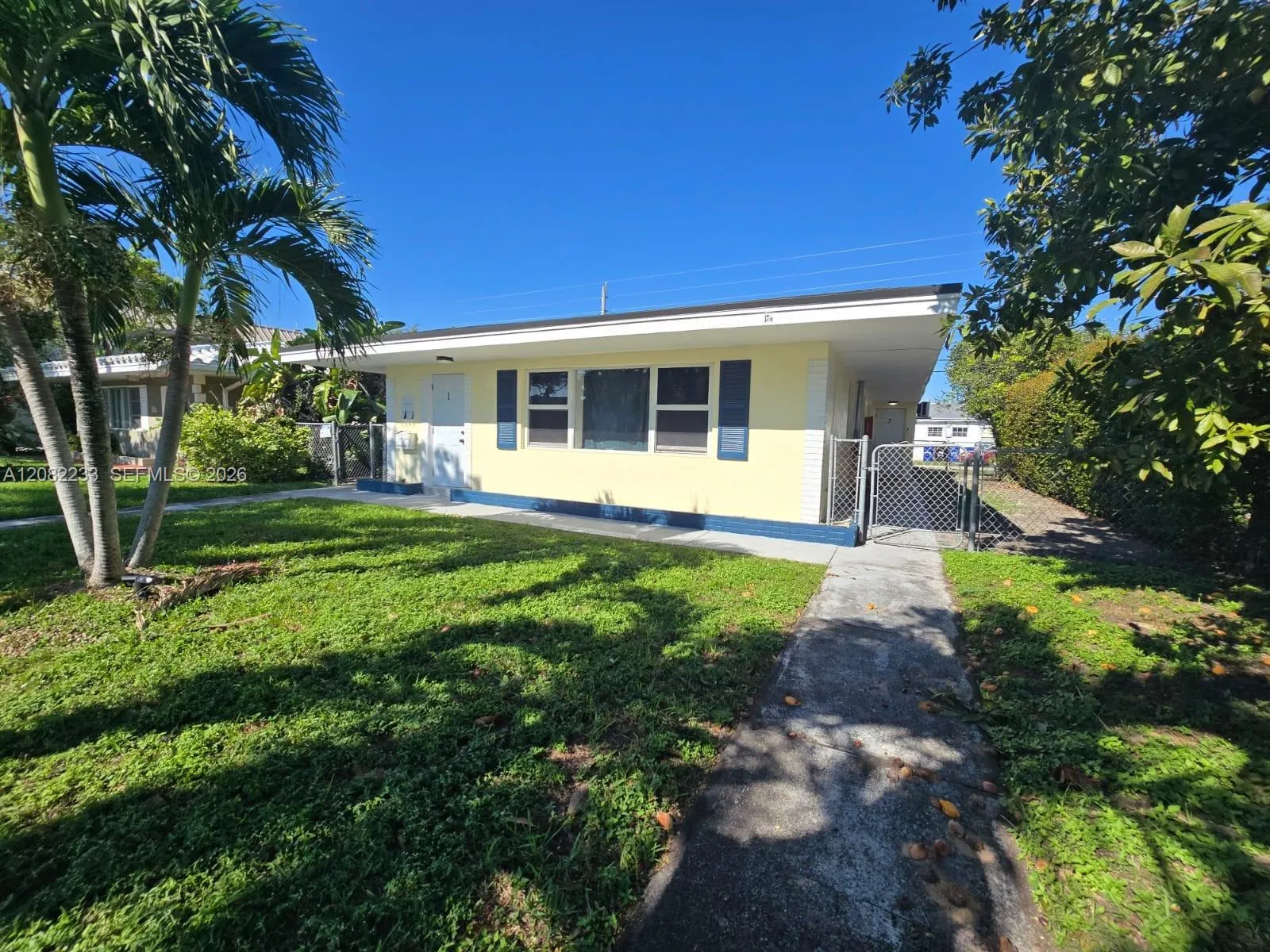 Foto de propiedad en 1945 NE 171st Street 3, North Miami Beach, FL 33162 North Miami Beach con MLS# 