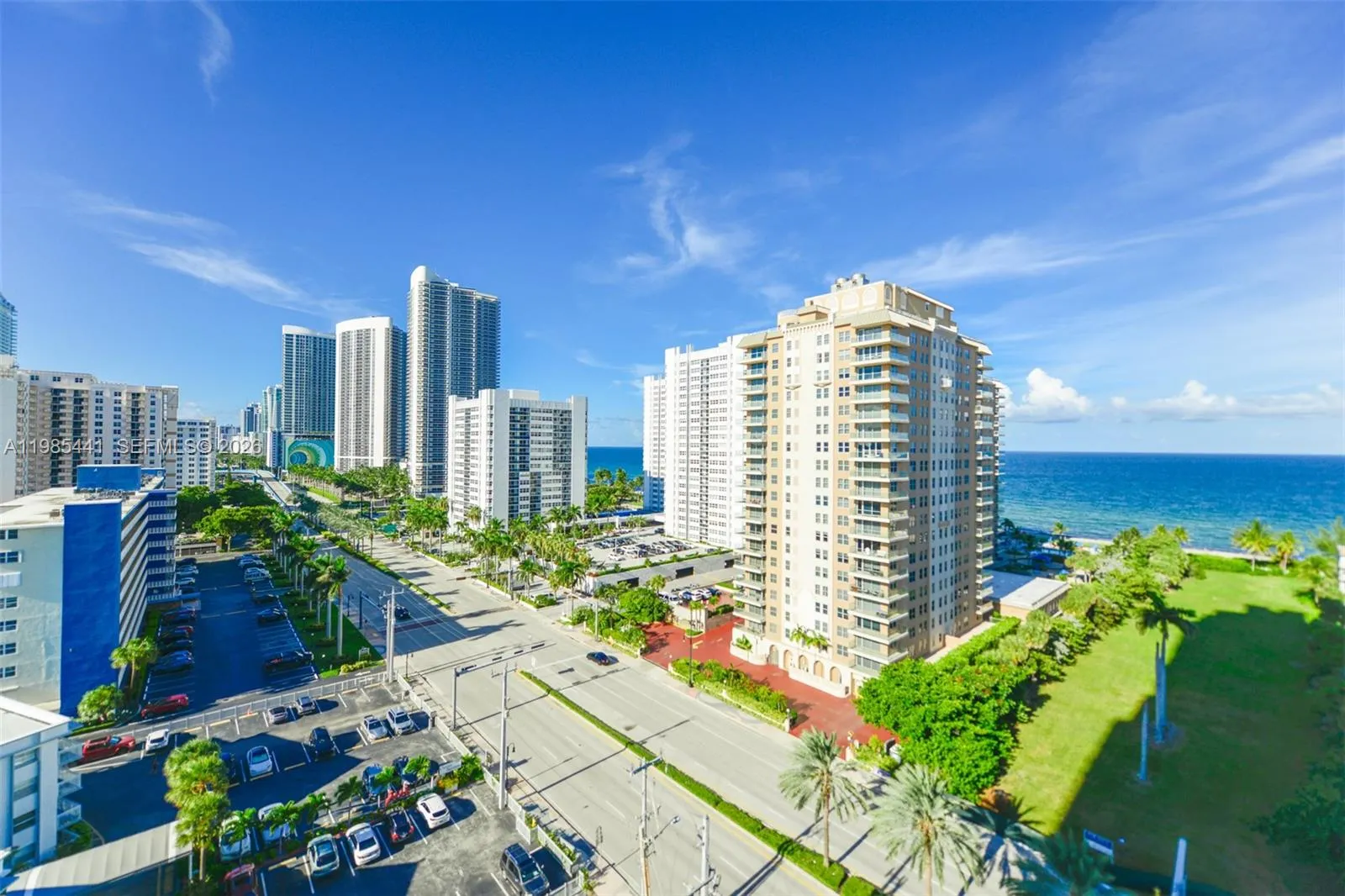 Foto de propiedad en 1945 S Ocean Drive 1114, Hallandale Beach, FL 33009 Hallandale Beach con MLS#