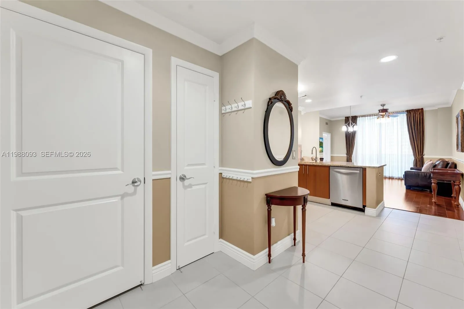 Foto de propiedad en 1945 S Ocean Drive 604, Hallandale Beach, FL 33009 Hallandale Beach con MLS#
