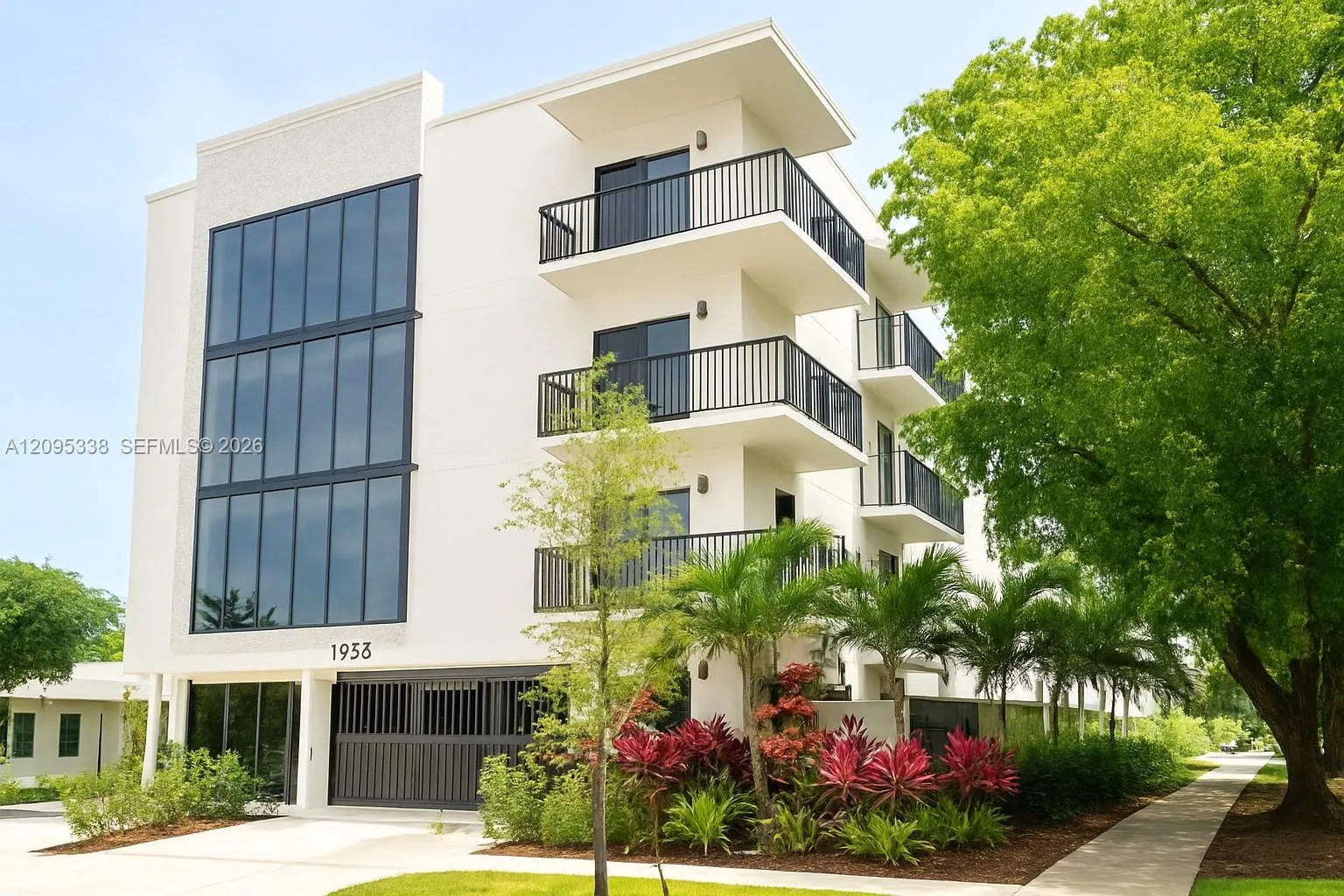 En Renta 1950 Fletcher Street 404, Hollywood, FL 33020, Hollywood, FL 33020