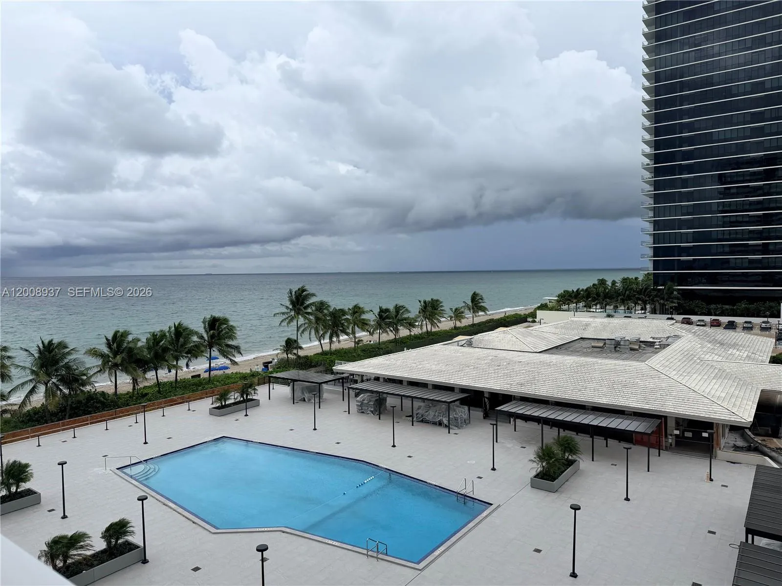 Foto de propiedad en 1950 S Ocean Drive 5L, Hallandale Beach, FL 33009 Hallandale Beach con MLS#