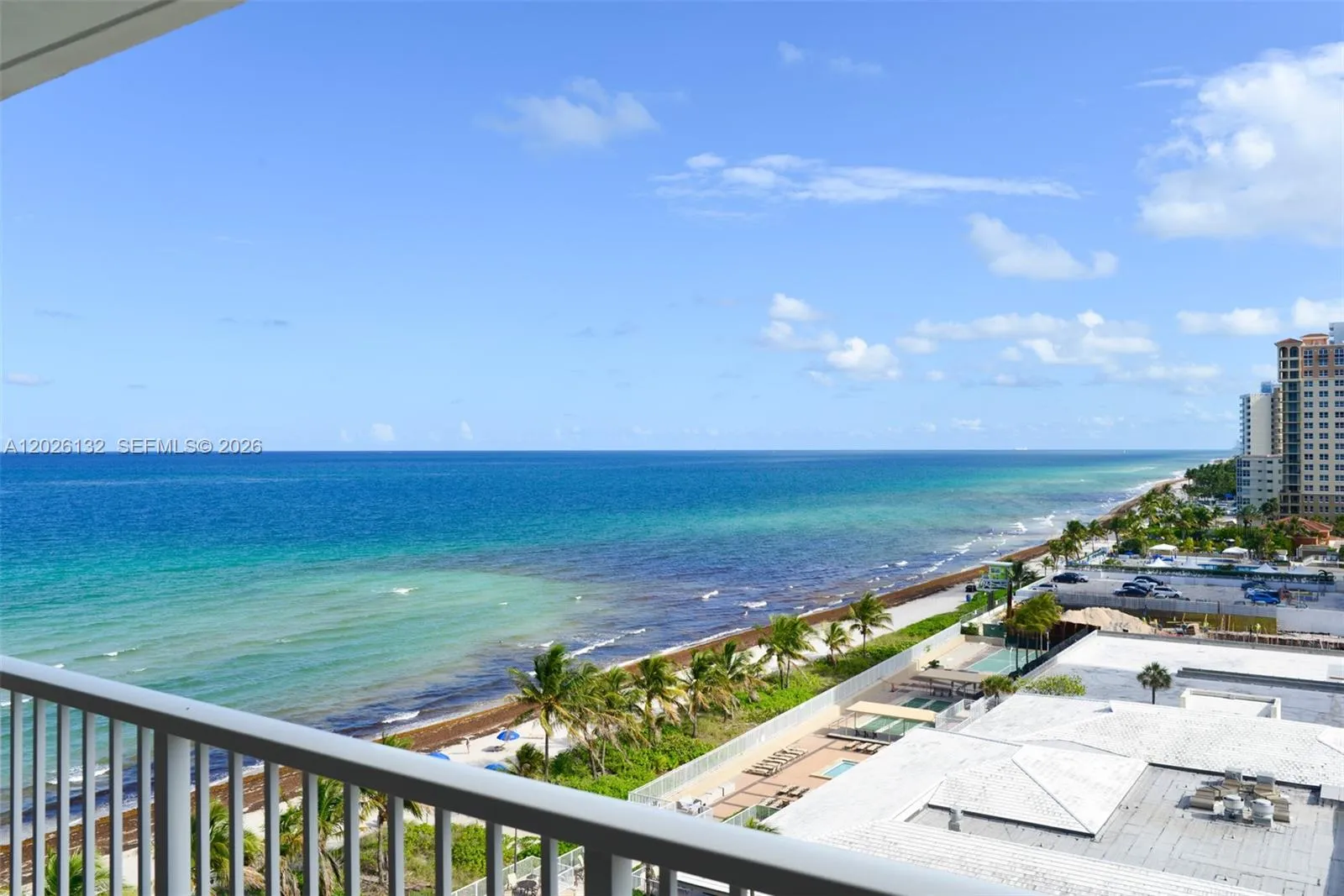 Foto de propiedad en 1950 S Ocean Drive 9N, Hallandale Beach, FL 33009 Hallandale Beach con MLS# 