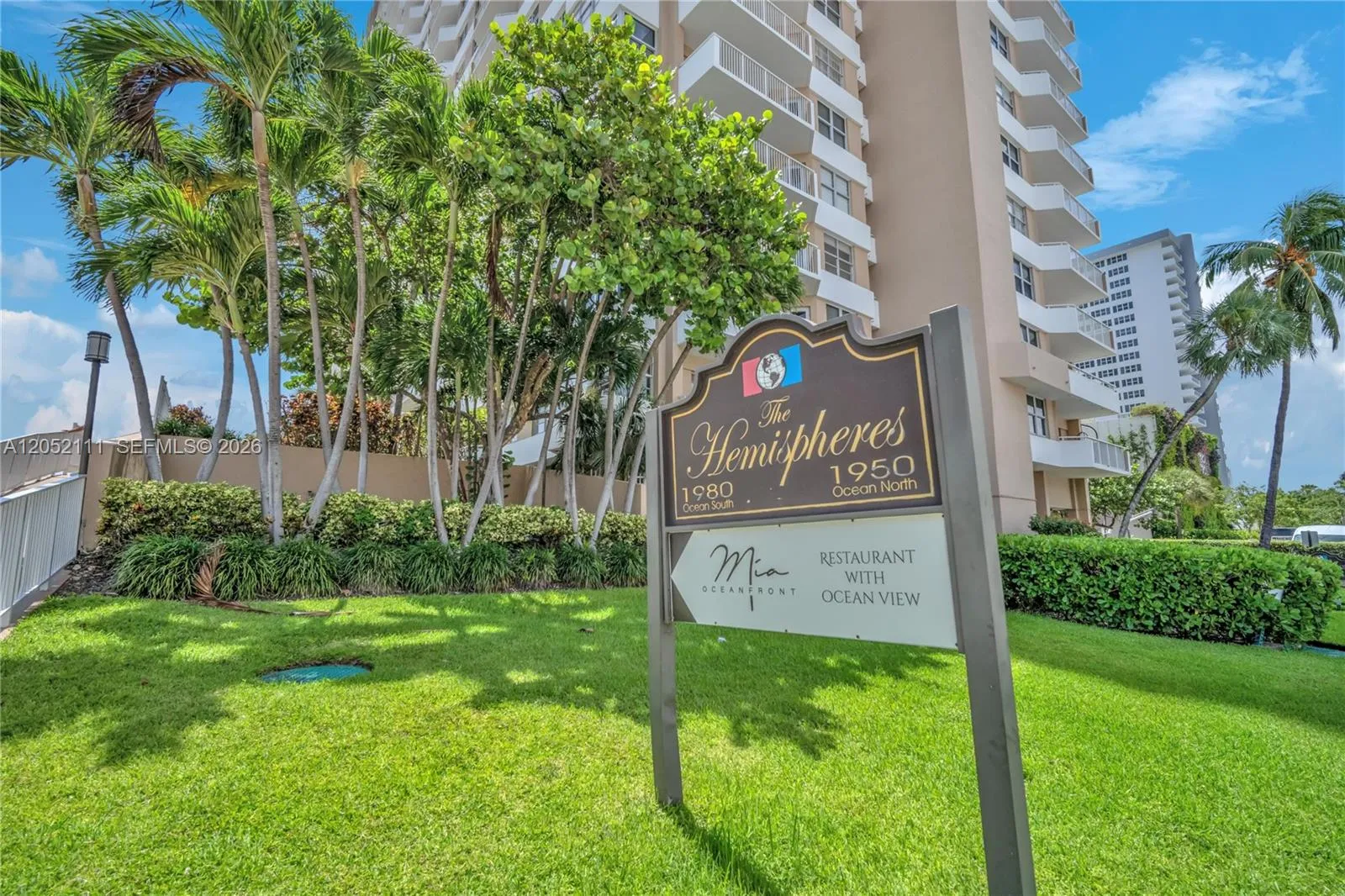 Foto de propiedad en 1950 S Ocean Drive MN, Hallandale Beach, FL 33009 Hallandale Beach con MLS# 