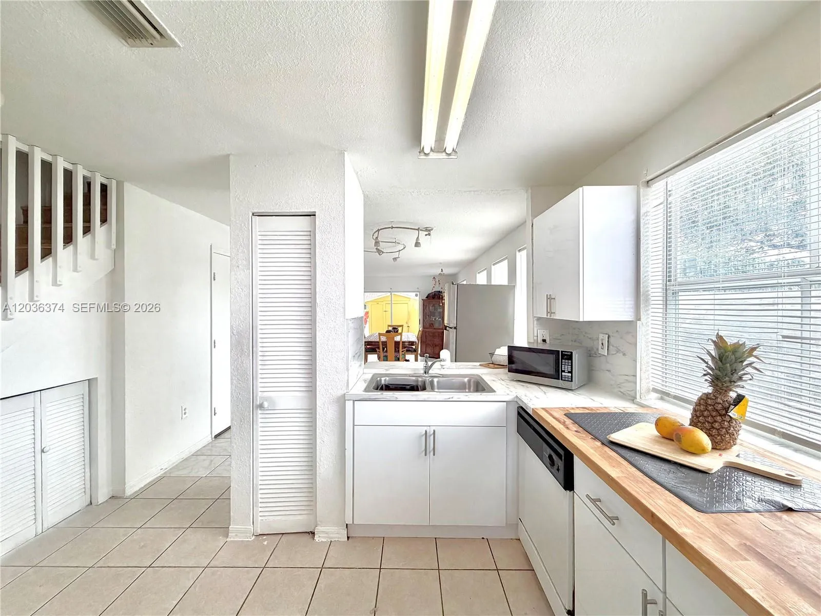 Foto de propiedad en 19500 SW 103rd Court 1-9, Cutler Bay, FL 33157 Cutler Bay con MLS# 