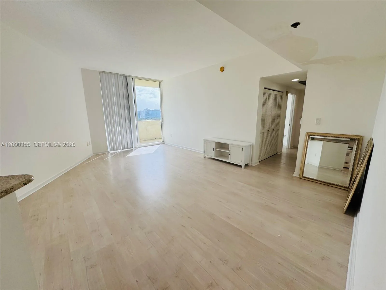 En Renta 19501 W Country Club Drive 1006, Aventura, FL 33180, Aventura, FL 33180