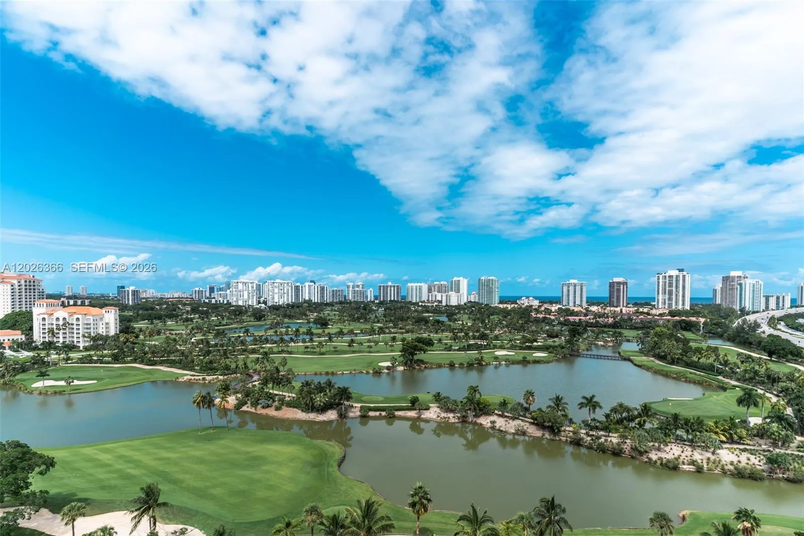 Foto de propiedad en 19501 W Country Club Drive 1603, Aventura, FL 33180 Aventura con MLS#