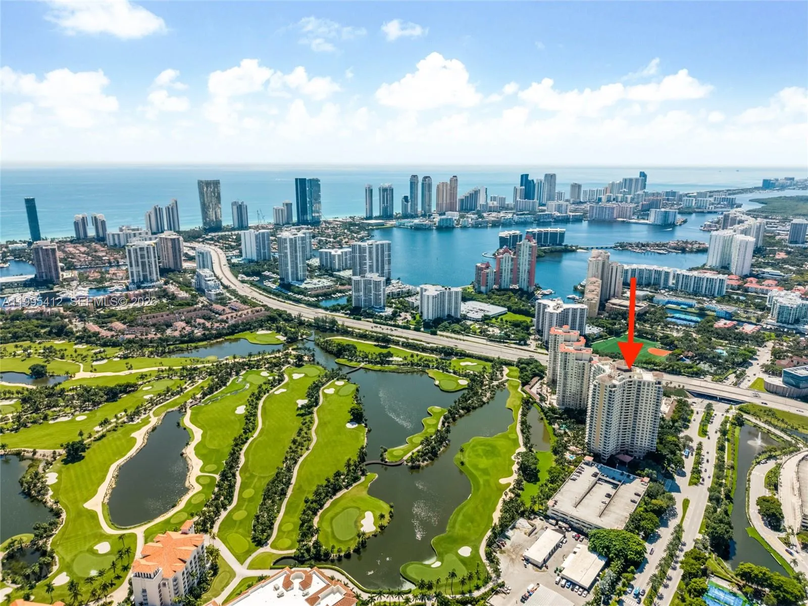 Foto de propiedad en 19501 W Country Club Drive 2412, Aventura, FL 33180 Aventura con MLS#