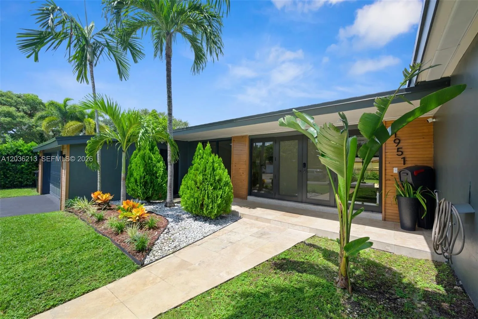 En Renta 1951 NE 187 Th Drive, North Miami Beach, FL 33179, North Miami Beach, FL 33179