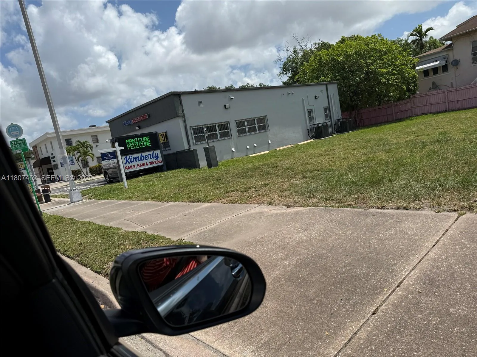 Foto de propiedad en 1953 SW 27th Avenue, Miami, FL 33145 Miami con MLS# 