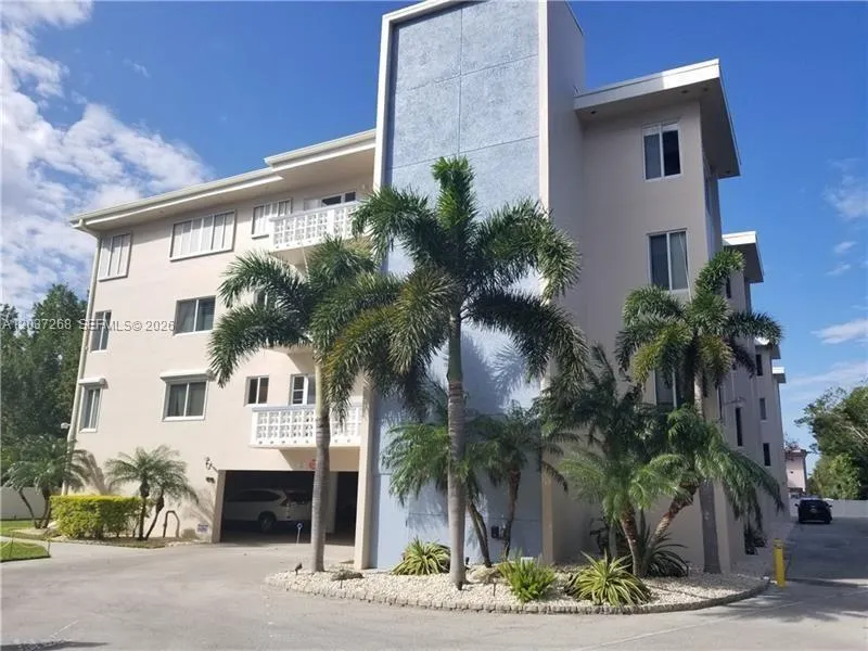 En Renta 1965 S Ocean Boulevard 208, Lauderdale-By-The-Sea, FL 33062, Lauderdale-By-The-Sea, FL 33062