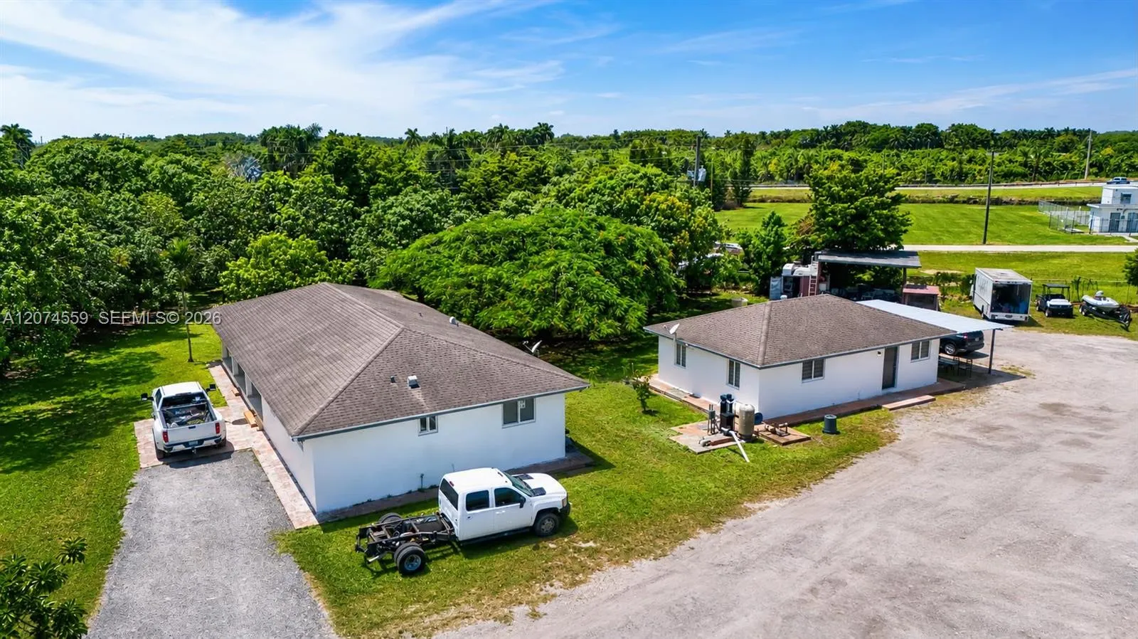 Foto de propiedad en 19651 SW 168th Street, Miami, FL 33187 Miami con MLS# 