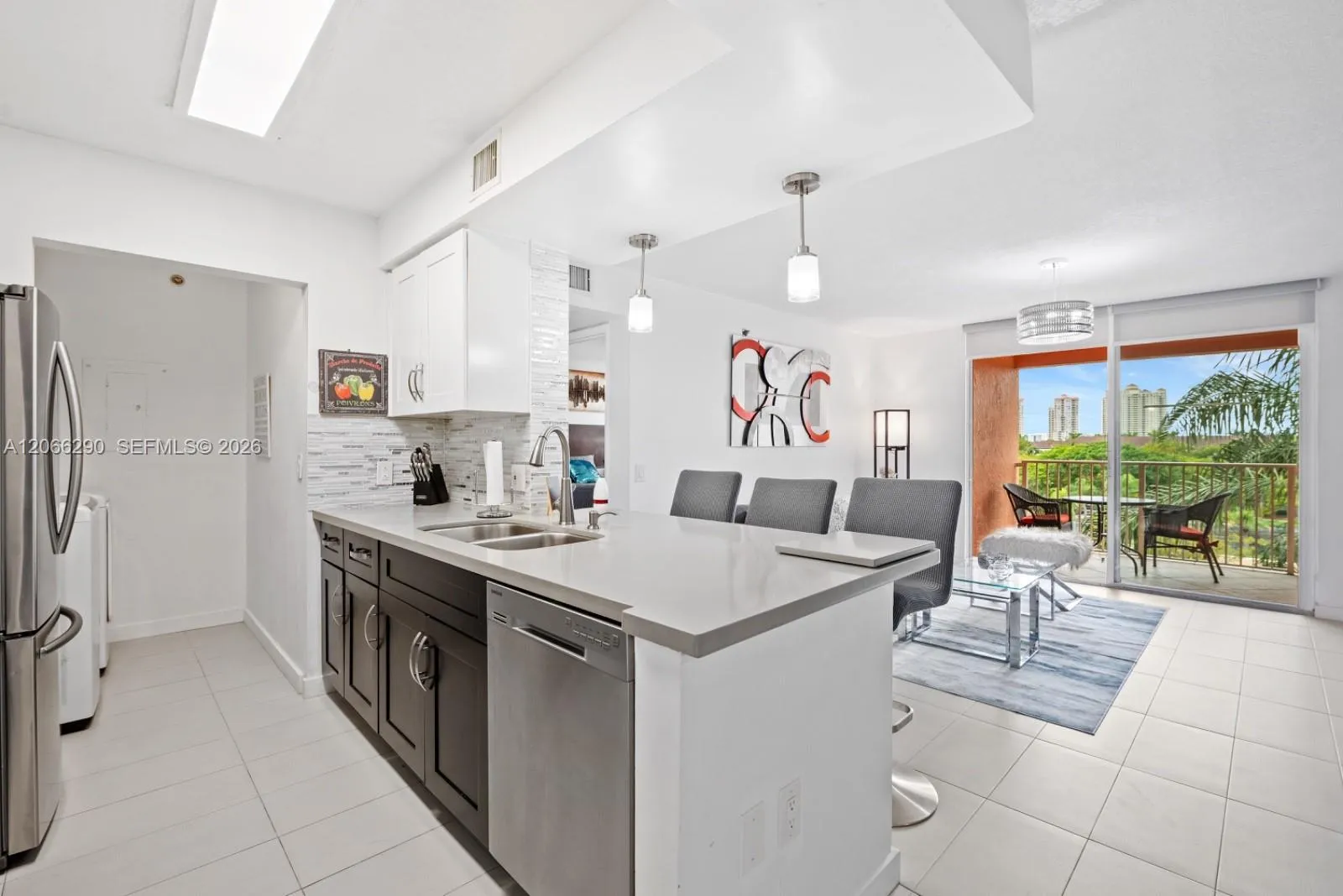 Foto de propiedad en 19655 E Country Club Drive 6503, Aventura, FL 33180 Aventura con MLS# 