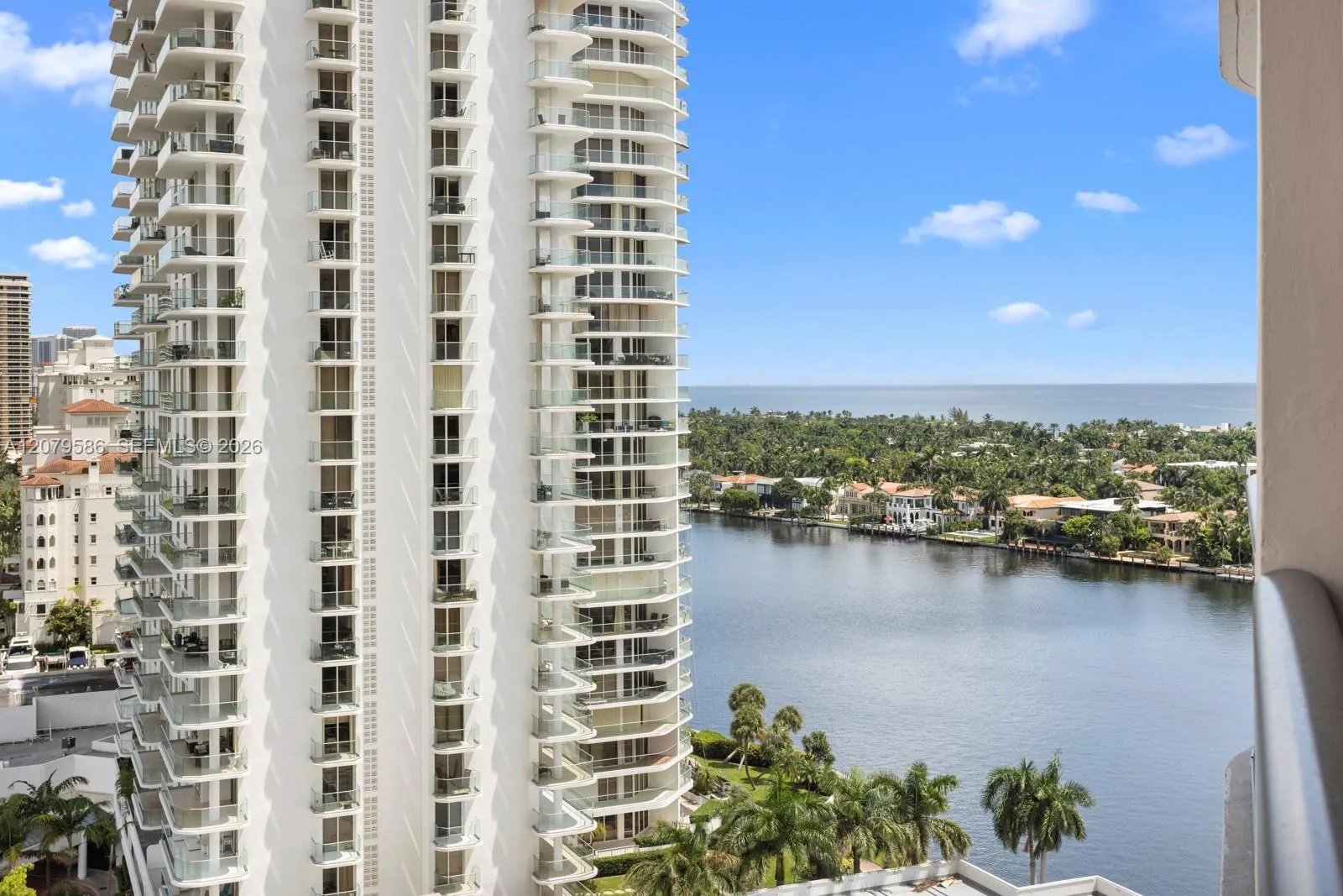 En Venta 19667 W Turnberry Way 15-G, Aventura, FL 33180, Aventura, FL 33180