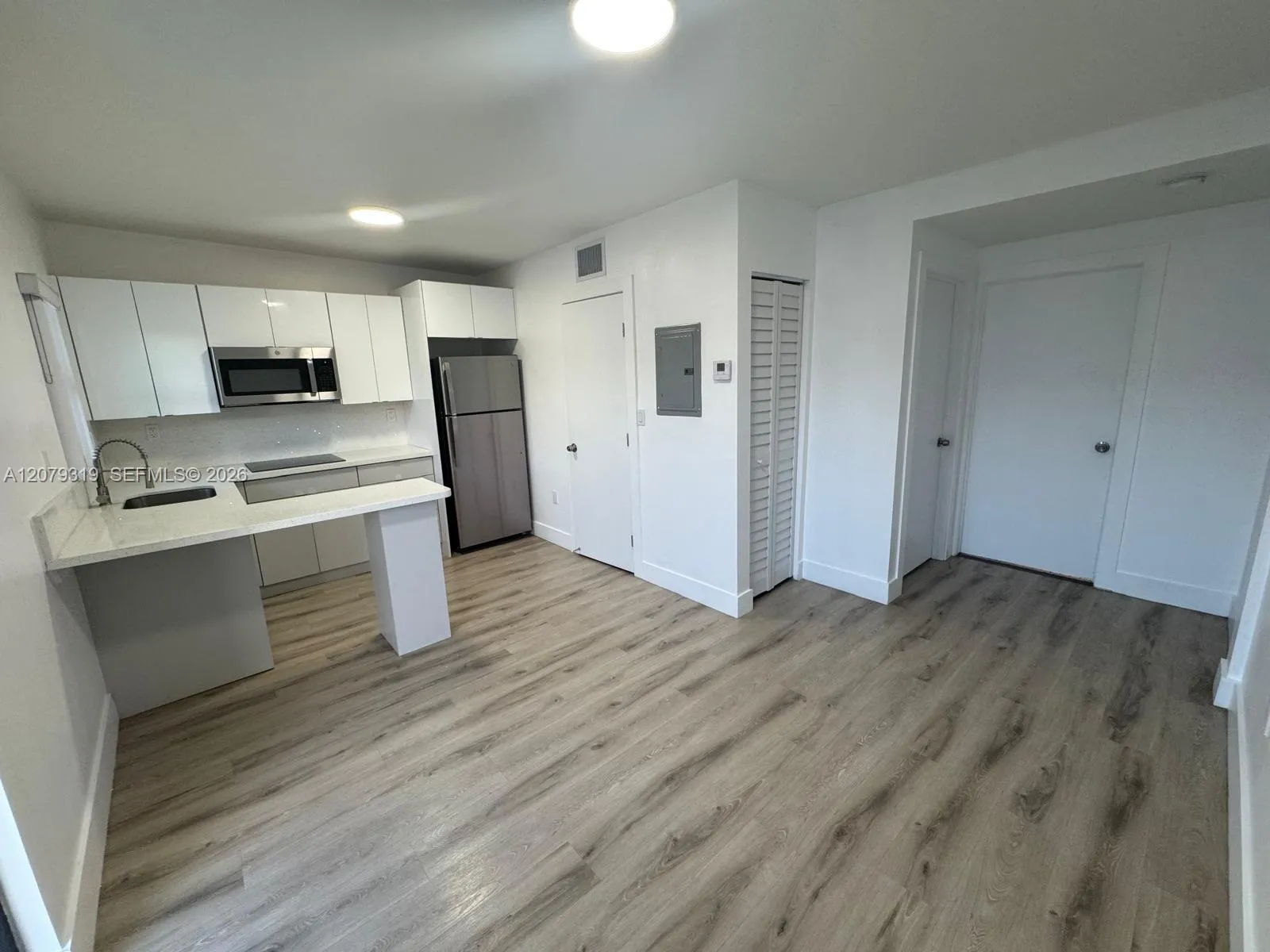 En Renta 1969 NW 2nd Court 9, Miami, FL 33136, Miami, FL 33136