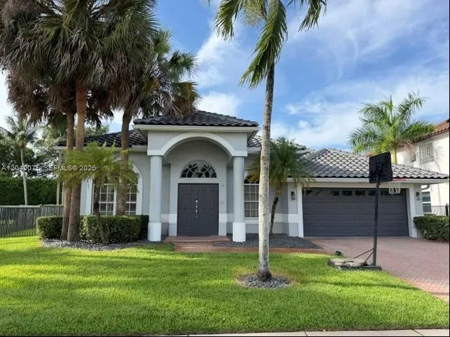Foto de propiedad en 19700 Dinner Key Drive, Boca Raton, FL 33498 Boca Raton con MLS# 