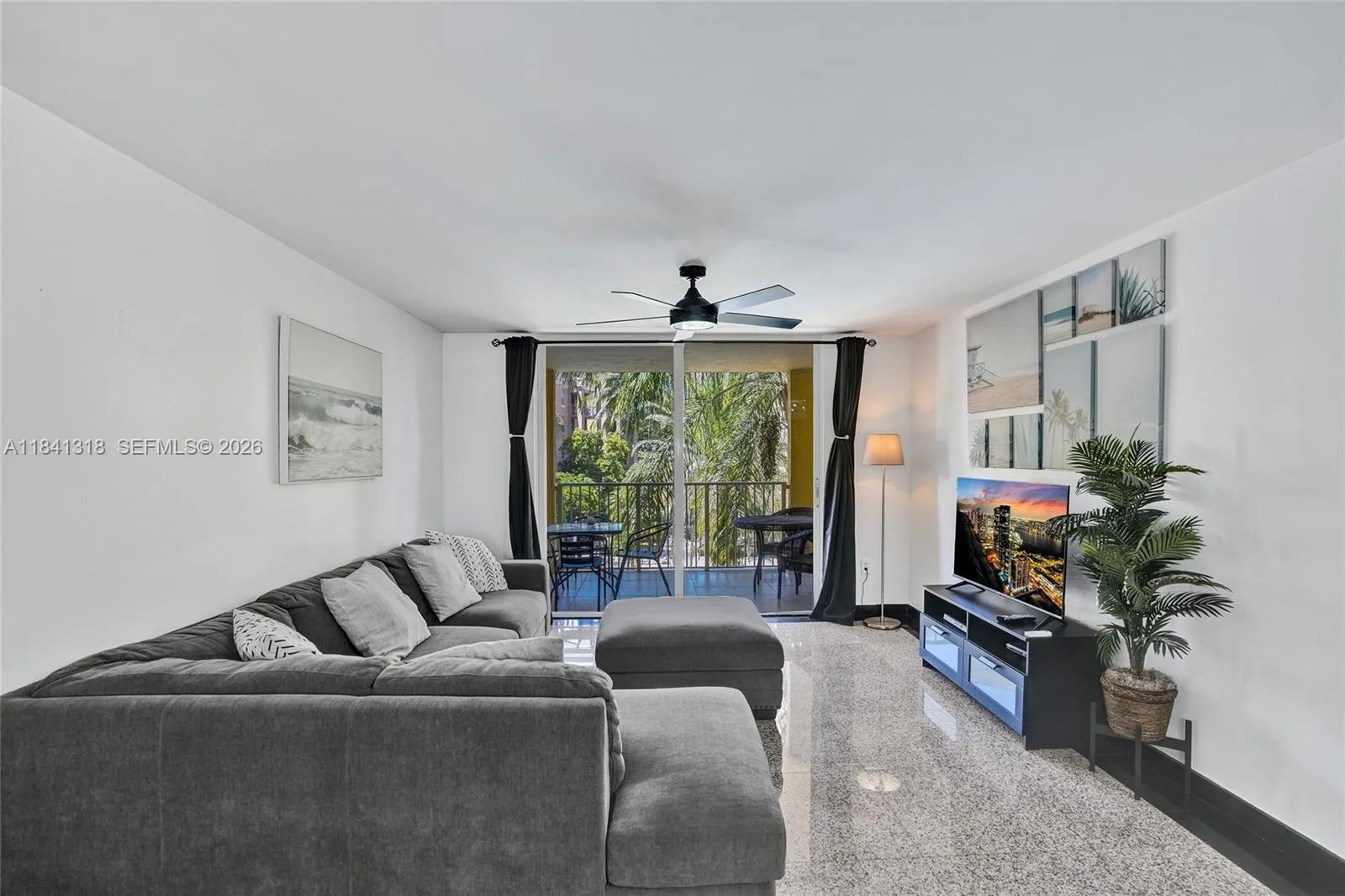 Foto de propiedad en 19701 E Country Club Drive 5306, Aventura, FL 33180 Aventura con MLS# 