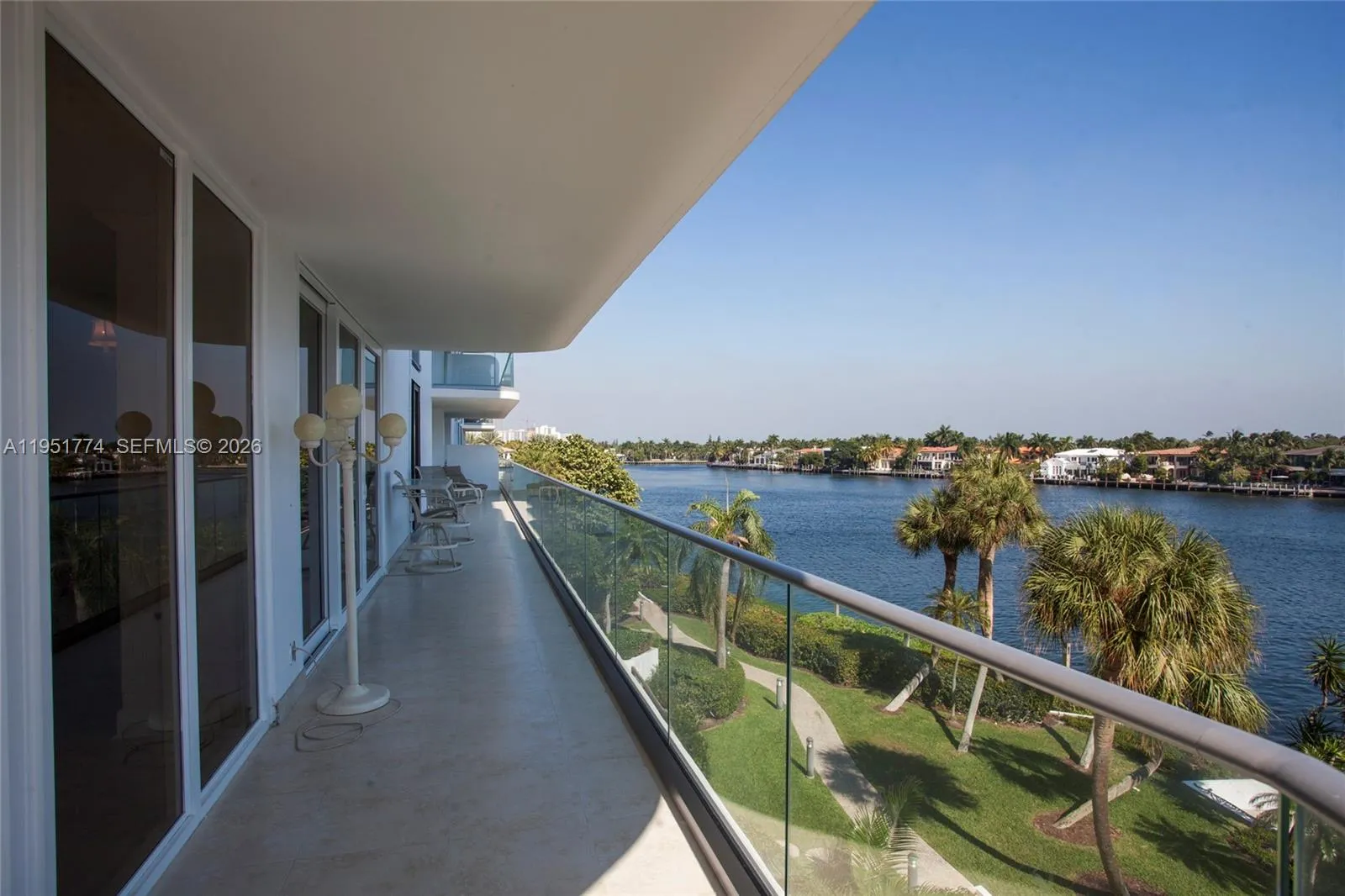 Foto de propiedad en 19707 Turnberry Way 4H, Aventura, FL 33180 Aventura con MLS# 